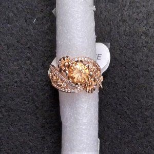 Brand New Beautiful Rose Gold Filled Champagne CZ Floral Ring - Size 7